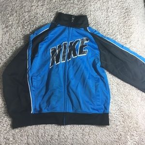 Nike Sweater Boys